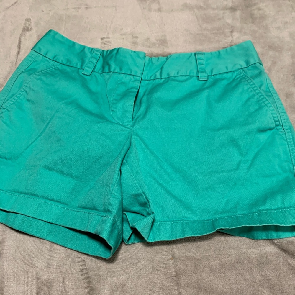 Women’s vineyard vines shorts 2